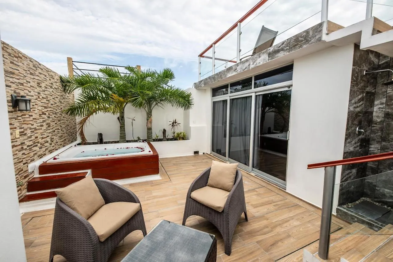 Penthouse Holiday Playa Del Carmen At Mamitas Beach Lägenhet