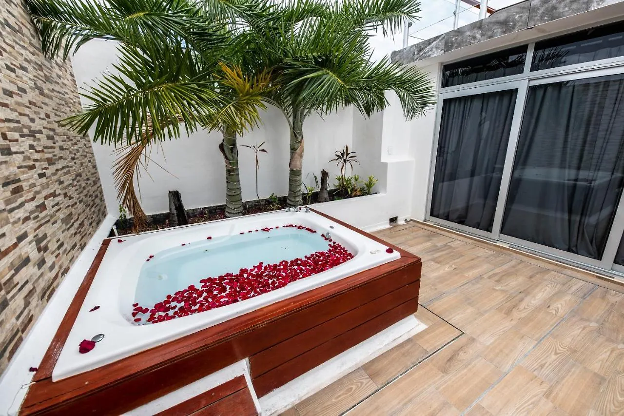 Penthouse Holiday Playa Del Carmen At Mamitas Beach Lägenhet Mexiko