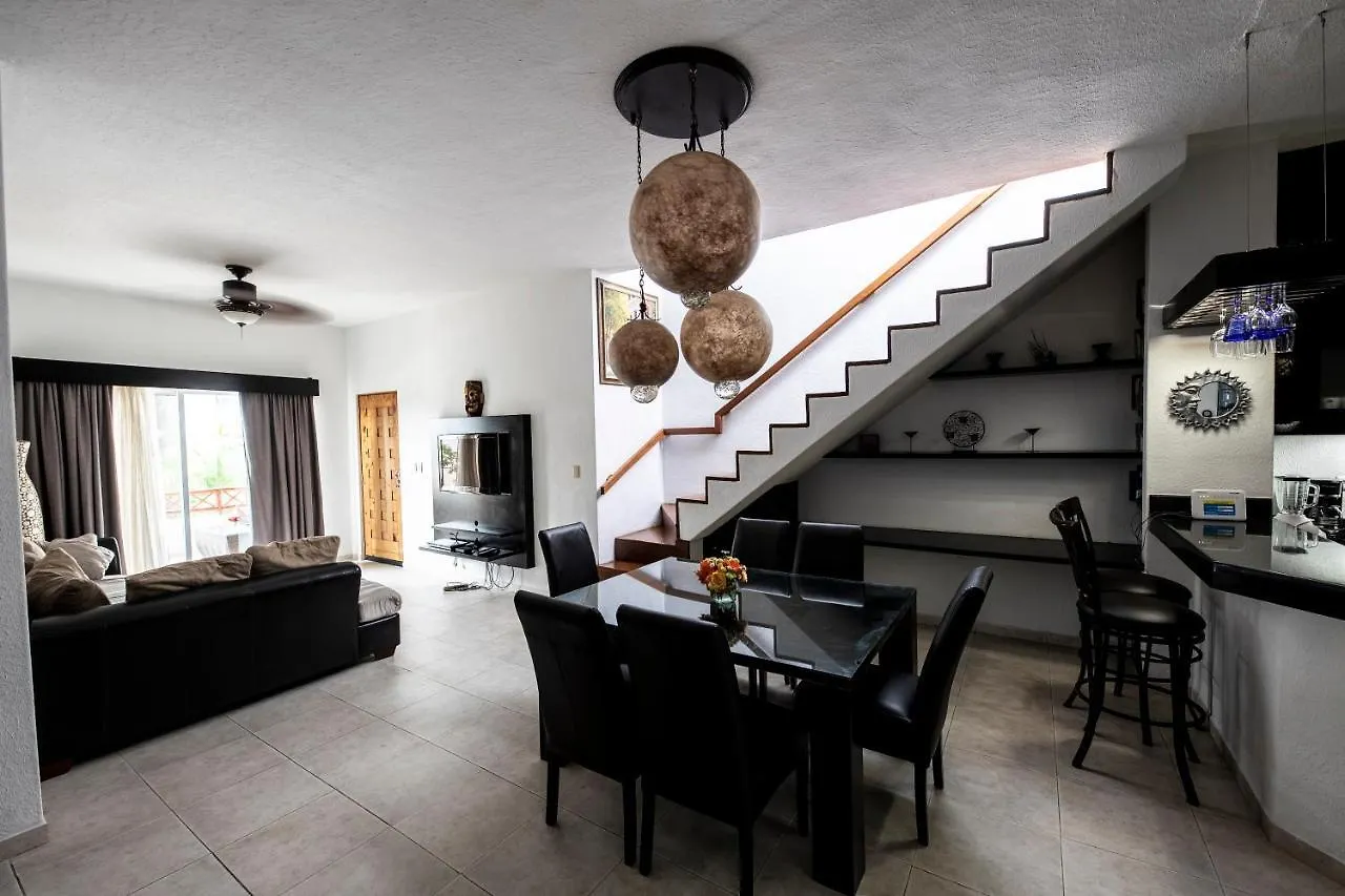 Penthouse Holiday Playa Del Carmen At Mamitas Beach Lägenhet